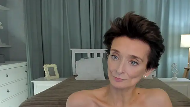 SimonaDeBeauvoir online show from 20, 12, 2024