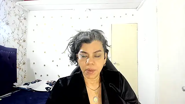vikyadams online show from 25, 6, 2026