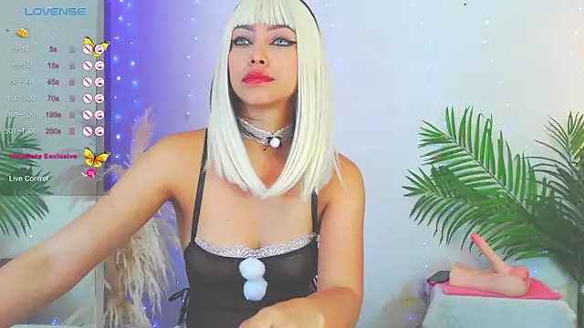 Snapshot of catalina__lovers chatting on 18, 12, 2024 catalina  lovers online show from 18, 12, 2024