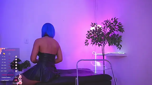 catalina  lovers online show from 17, 12, 2025