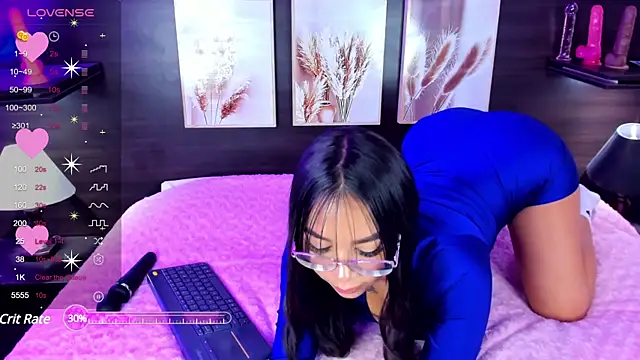 Snapshot of Violet_spencer chatting on 18, 12, 2024 Violet spencer online show from 18, 12, 2024