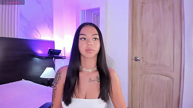 Snapshot of Violet_spencer chatting on 22, 1, 2025 Violet spencer online show from 22, 1, 2025