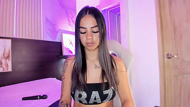 Snapshot of Violet_spencer chatting on 20, 2, 2025 Violet spencer online show from 20, 2, 2025