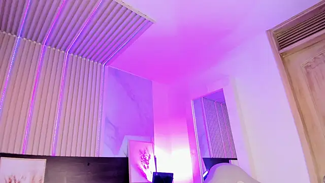 Snapshot of Violet_spencer chatting on 20, 2, 2025 Violet spencer online show from 20, 2, 2025