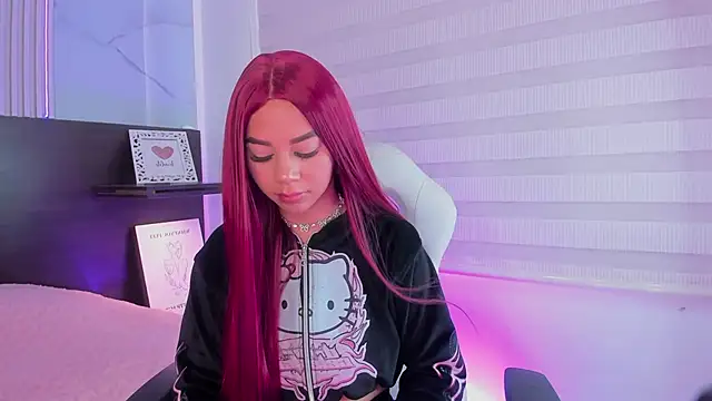 Snapshot of Violet_spencer chatting on 25, 2, 2025 Violet spencer online show from 25, 2, 2025