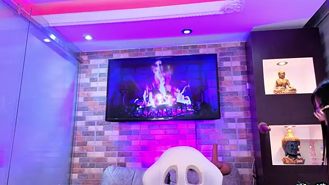 Snapshot of Violet_spencer chatting on 13, 2, 2026 Violet spencer online show from 13, 2, 2026