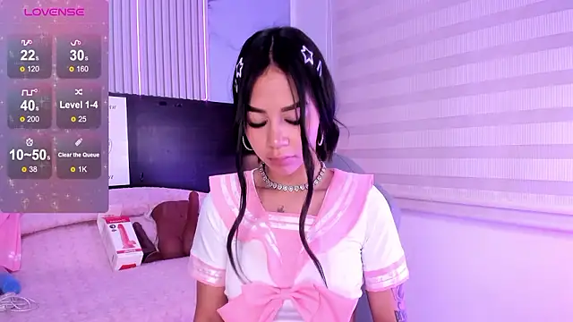 Snapshot of Violet_spencer chatting on 11, 3, 2026 Violet spencer online show from 11, 3, 2026