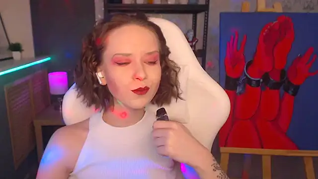 FascinatingEyess online show from 14, 12, 2024