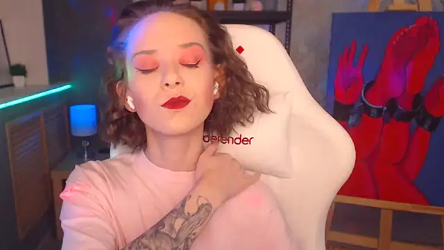 FascinatingEyess online show from 20, 12, 2024