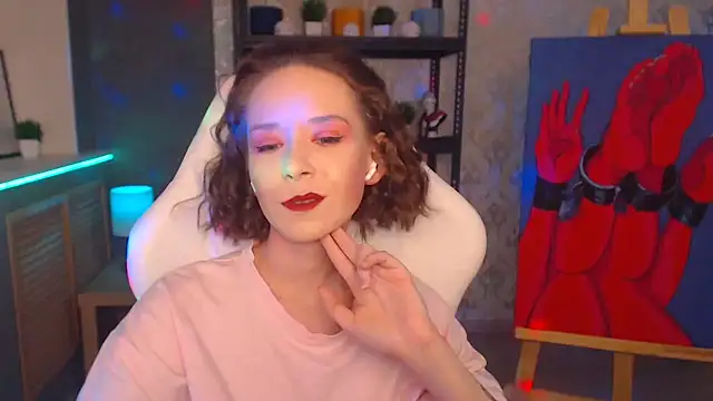 FascinatingEyess online show from 20, 12, 2024