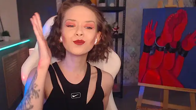 FascinatingEyess online show from 6, 1, 2025