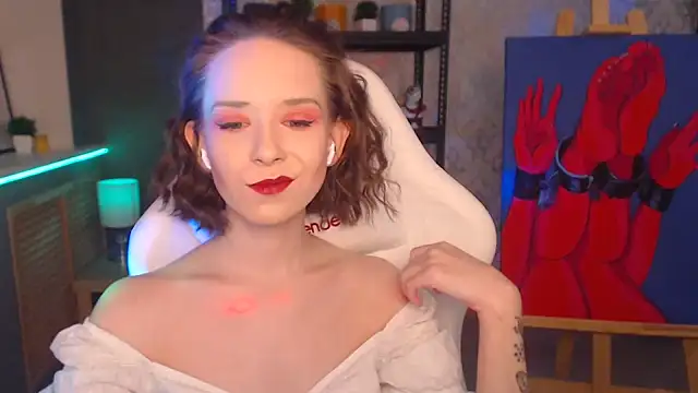 FascinatingEyess online show from 8, 1, 2025