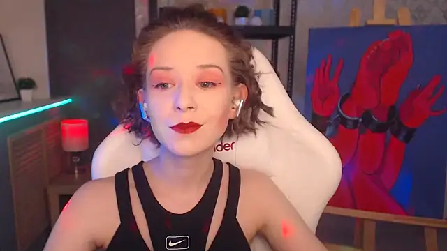 FascinatingEyess online show from 14, 2, 2025