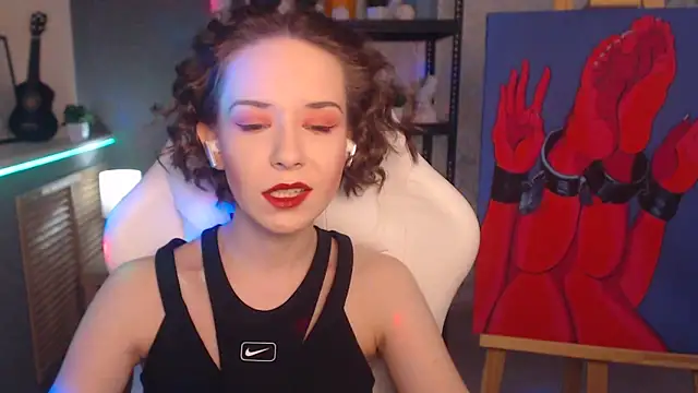 FascinatingEyess online show from 7, 3, 2025