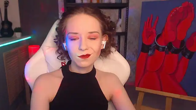 FascinatingEyess online show from 12, 3, 2025