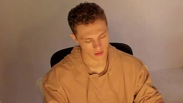 Snapshot of laurent_nova chatting on 10, 2, 2026 laurent nova online show from 10, 2, 2026