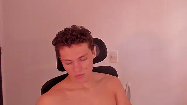 Snapshot of laurent_nova chatting on 21, 3, 2026 laurent nova online show from 21, 3, 2026