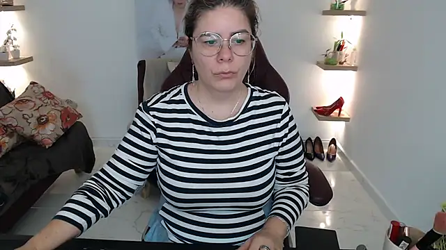 zehra sanem online show from 30, 4, 2026