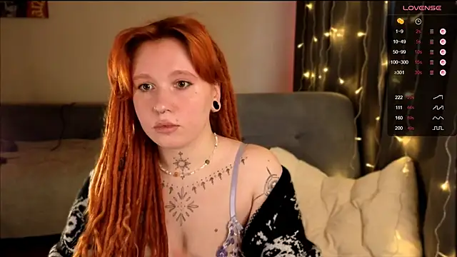 The Full Red Moon online show from 3, 12, 2025