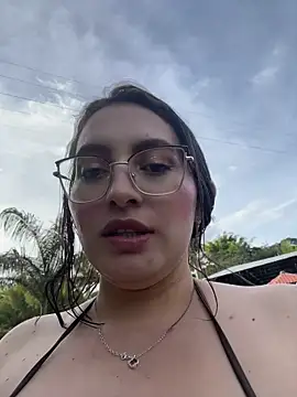 Snapshot of VioletPearson chatting on 22, 6, 2026 VioletPearson online show from 22, 6, 2026