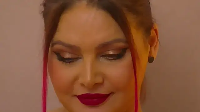 RissaRheys online show from 19, 1, 2025