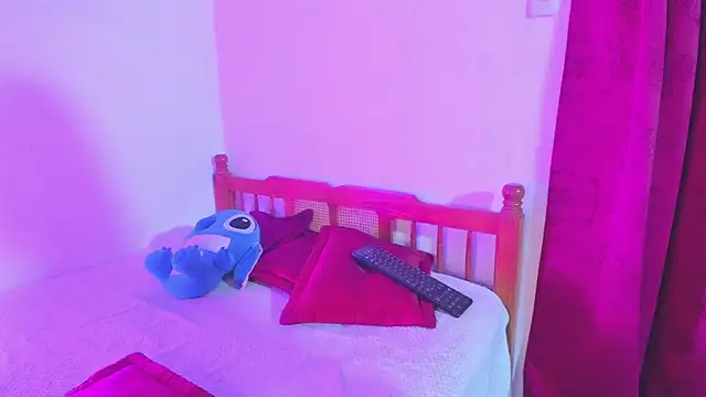 Ivanna18 x online show from 4, 5, 2026