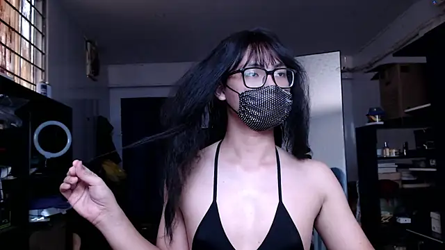 Snapshot of Erin_Song chatting on 12, 4, 2026 Erin Song online show from 12, 4, 2026