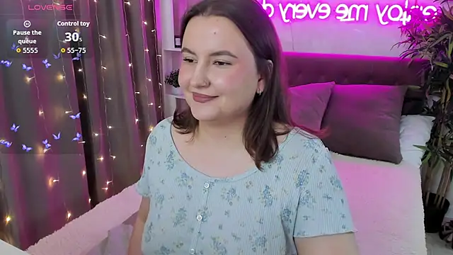 Snapshot of FeralPeach chatting on 20, 2, 2026 FeralPeach online show from 20, 2, 2026