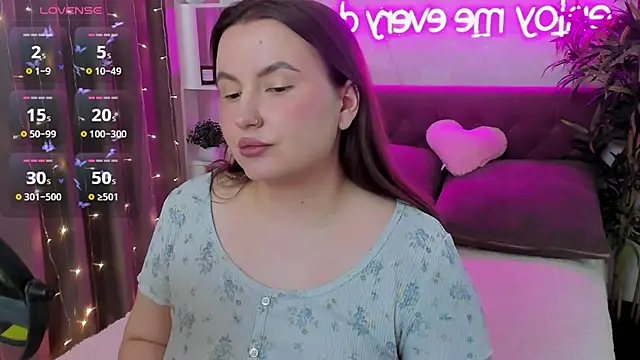 FeralPeach online show from 30, 4, 2026