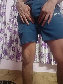 Collegeboywithbigweapan21 online show from 8, 8, 2026