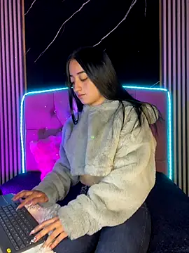 Ady 18 online show from 6, 10, 2025