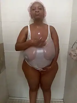 Snapshot of Chubbykarisma27 chatting on 13, 12, 2024 Chubbykarisma27 online show from 13, 12, 2024