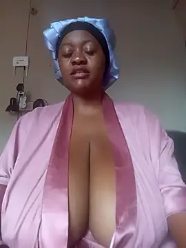 Snapshot of Chubbykarisma27 chatting on 11, 3, 2025 Chubbykarisma27 online show from 11, 3, 2025