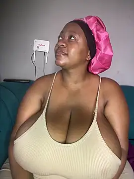 Snapshot of Chubbykarisma27 chatting on 22, 10, 2025 Chubbykarisma27 online show from 22, 10, 2025