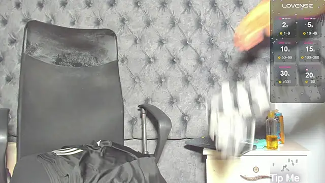 Snapshot of marcus_smithh chatting on 12, 12, 2024 marcus smithh online show from 12, 12, 2024