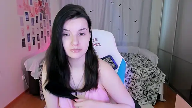 Vanessa Verona online show from 12, 3, 2025