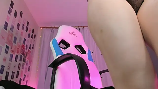 Vanessa Verona online show from 6, 11, 2025