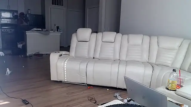 Clearlytothepoint420 online show from 24, 1, 2025