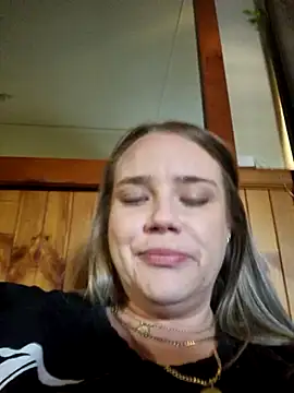 Off the Lesh online show from 24, 7, 2026