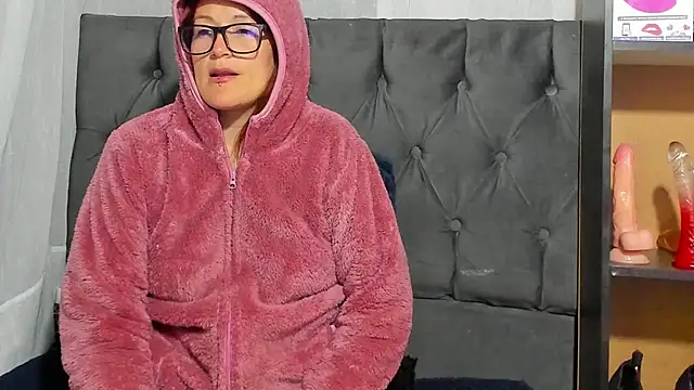 Snapshot of amberr34 chatting on 23, 2, 2025 amberr34 online show from 23, 2, 2025