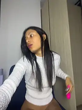 Valentinabaker online show from 10, 5, 2026