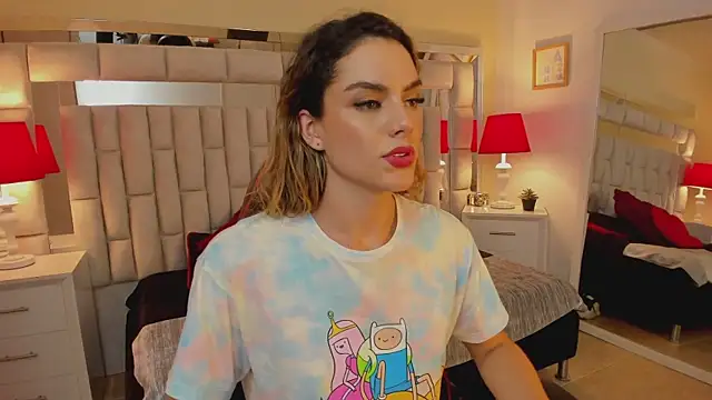 mariiahneedles online show from 15, 2, 2025