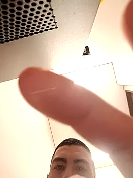 Snapshot of David1997slp chatting on 4, 4, 2026 David1997slp online show from 4, 4, 2026