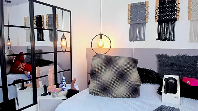 Sweet camille online show from 27, 10, 2025