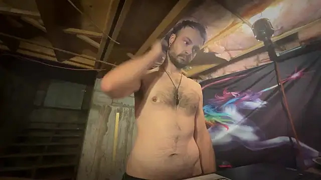 Snapshot of spundaddylive chatting on 9, 11, 2025 spundaddylive online show from 9, 11, 2025