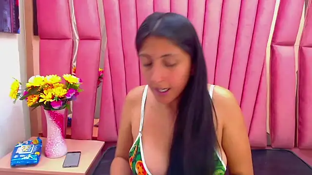 Snapshot of Cameron_cutte chatting on 29, 12, 2024 Cameron cutte online show from 29, 12, 2024