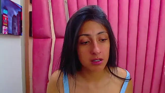 Snapshot of Cameron_cutte chatting on 7, 1, 2025 Cameron cutte online show from 7, 1, 2025