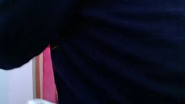 Snapshot of Cameron_cutte chatting on 12, 1, 2025 Cameron cutte online show from 12, 1, 2025