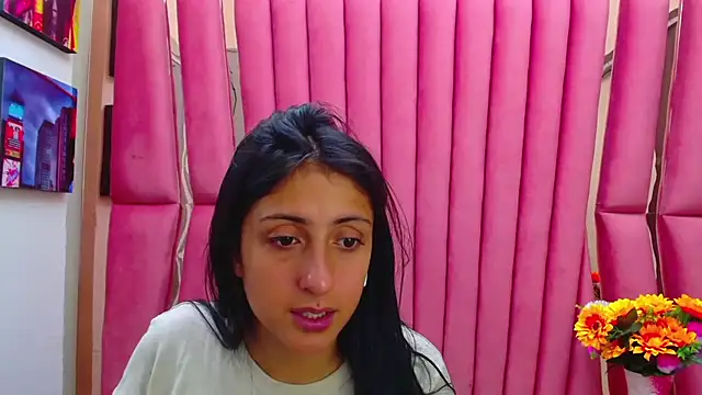 Snapshot of Cameron_cutte chatting on 16, 1, 2025 Cameron cutte online show from 16, 1, 2025