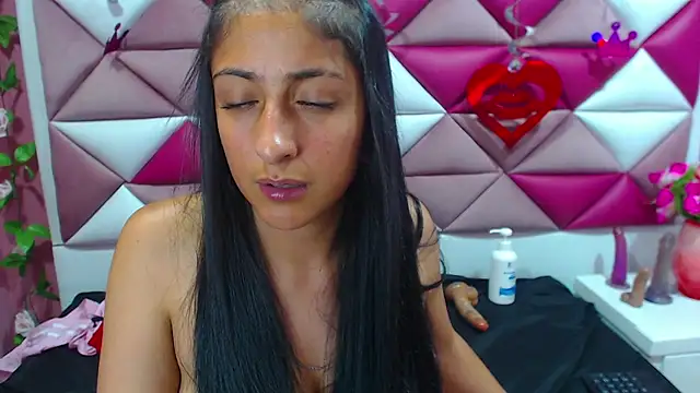 Snapshot of Cameron_cutte chatting on 1, 3, 2025 Cameron cutte online show from 1, 3, 2025